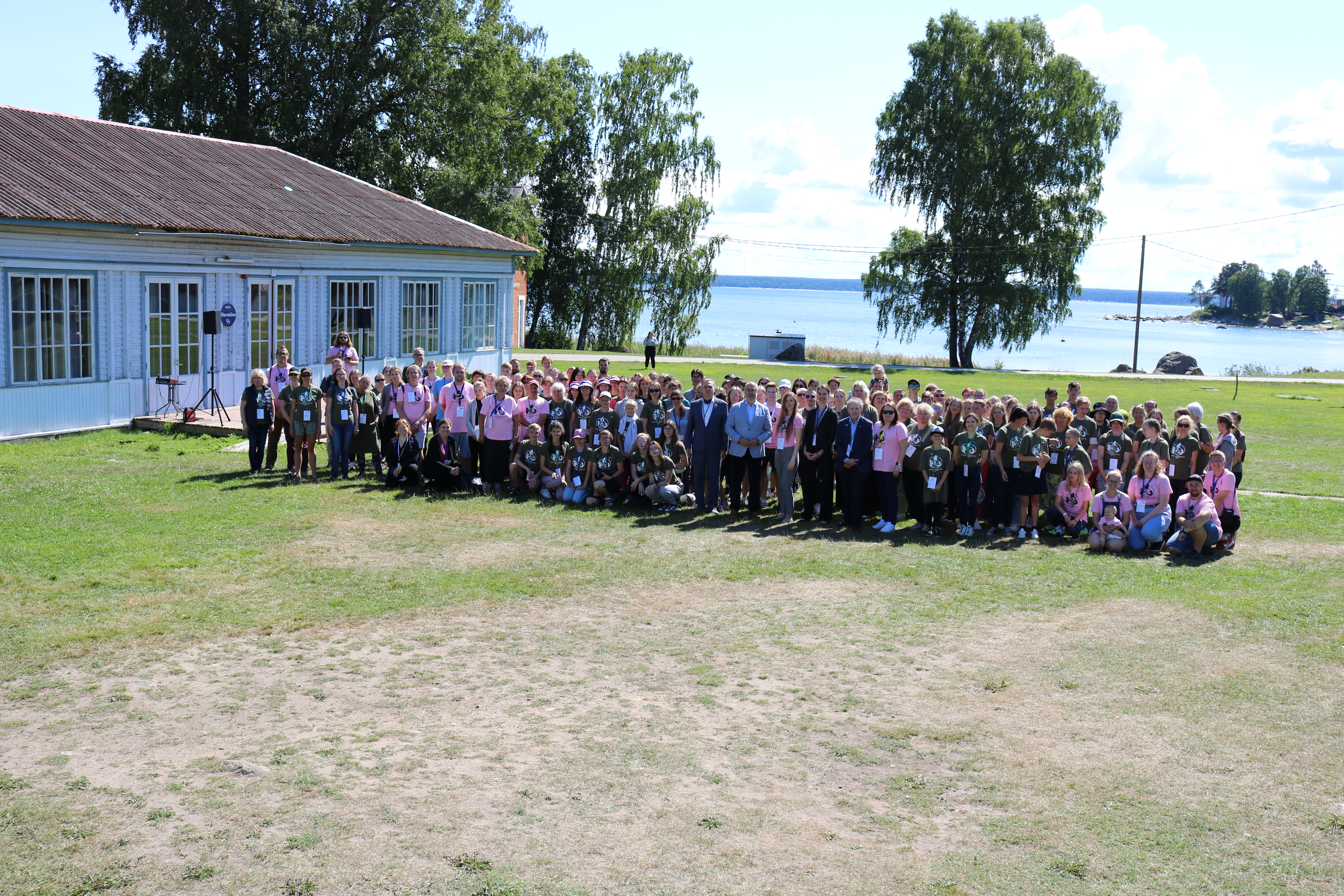 Participants of GRLE 2022 gathering in Käsmu, Estonia; welcomed by sunny hot weather