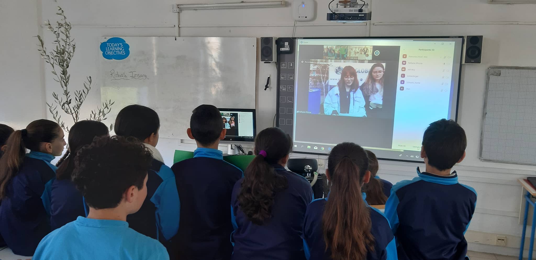GLOBE students engage in a “first-of-its-kind” video conference to help celebrate GLOBE’s 25th Anniversary.