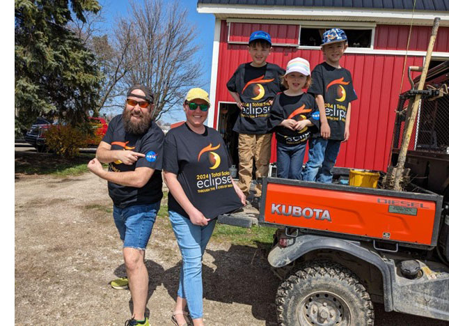 Joe Carstensen and students get ready for the 2024 total solar eclipse