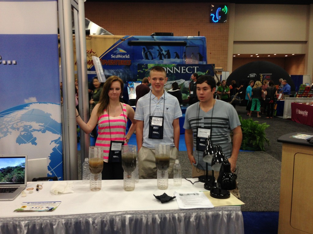 Savona and other students at the GLOBE Booth at NSTA